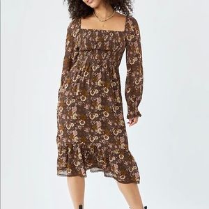 NWT Aritzia Wilfred GRACE Midi Dress